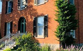 The 1885 Suites